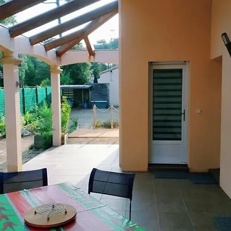 Villa Maison Avec Piscine Privee A 800 M De L'ocean A - Fr-1-336-119 Jard-sur-Mer